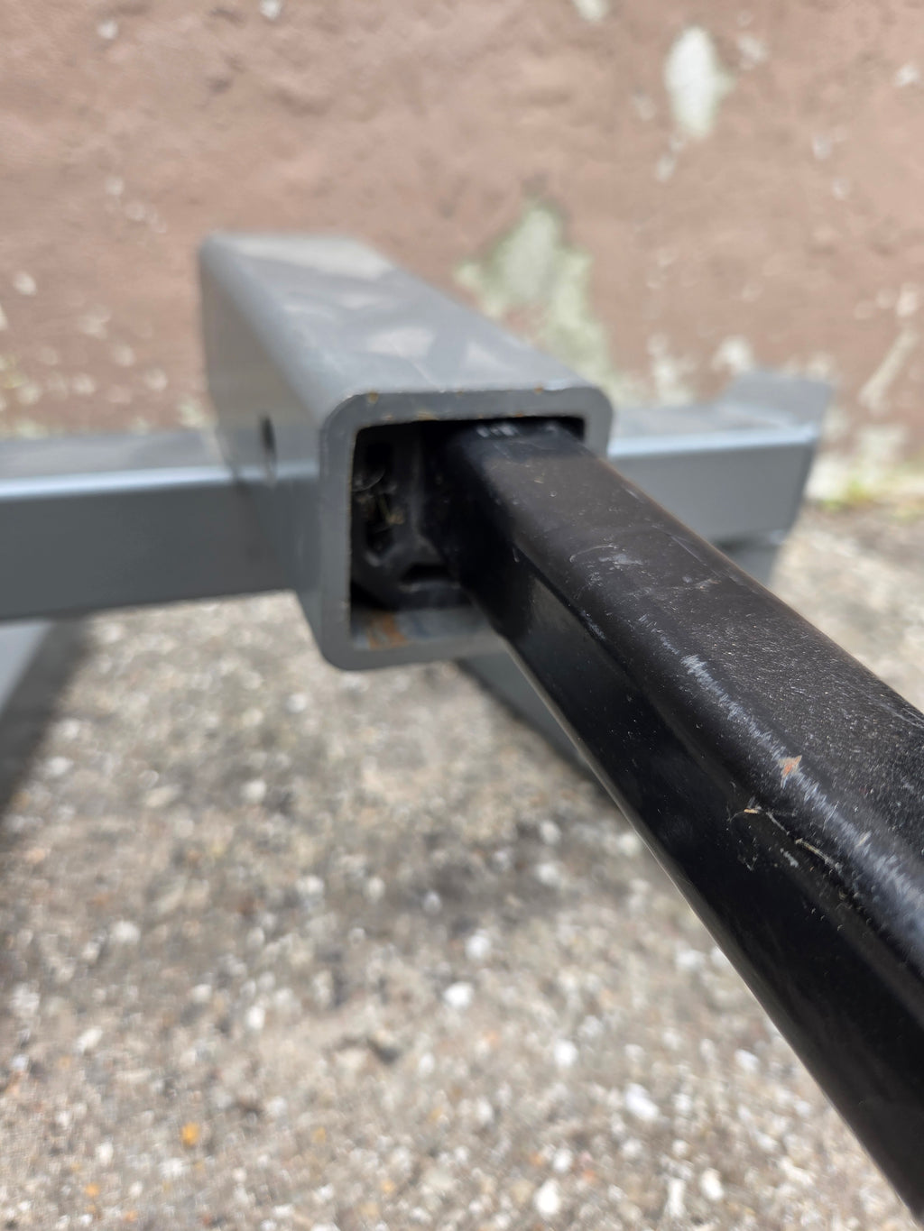 Yakima 2-Bike Hanging 1 1/4" Hitch Rack with Adapter *Needs Straps*